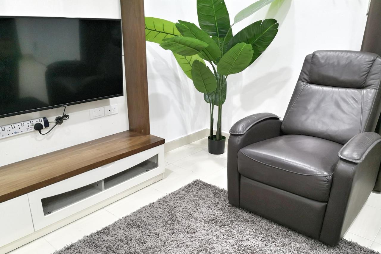 Teratak Persona Homestay. 4 Rooms Double Storey Terrace In Kuantan City. Exteriér fotografie